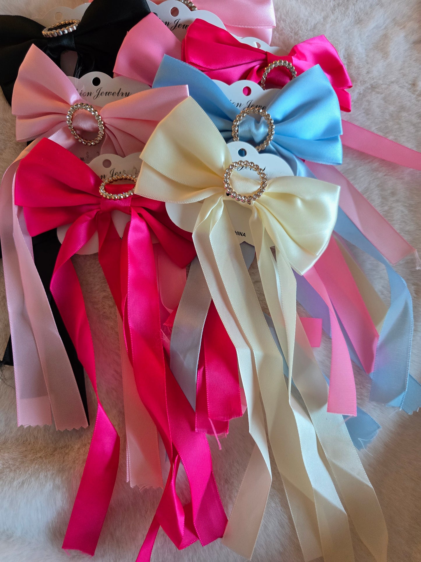 Ribbon bow